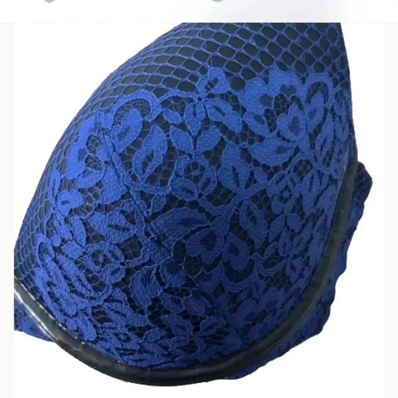 VICTORIA’S SECRET PUSH UP BRA PANTY SET THONG BLACK BLUE FAUX LEATHER 36DD - Picture 5 of 13